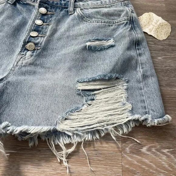 VERVET by Flying Monkey Rigid Button Up High Rise Denim Shorts - Picture 4 of 8